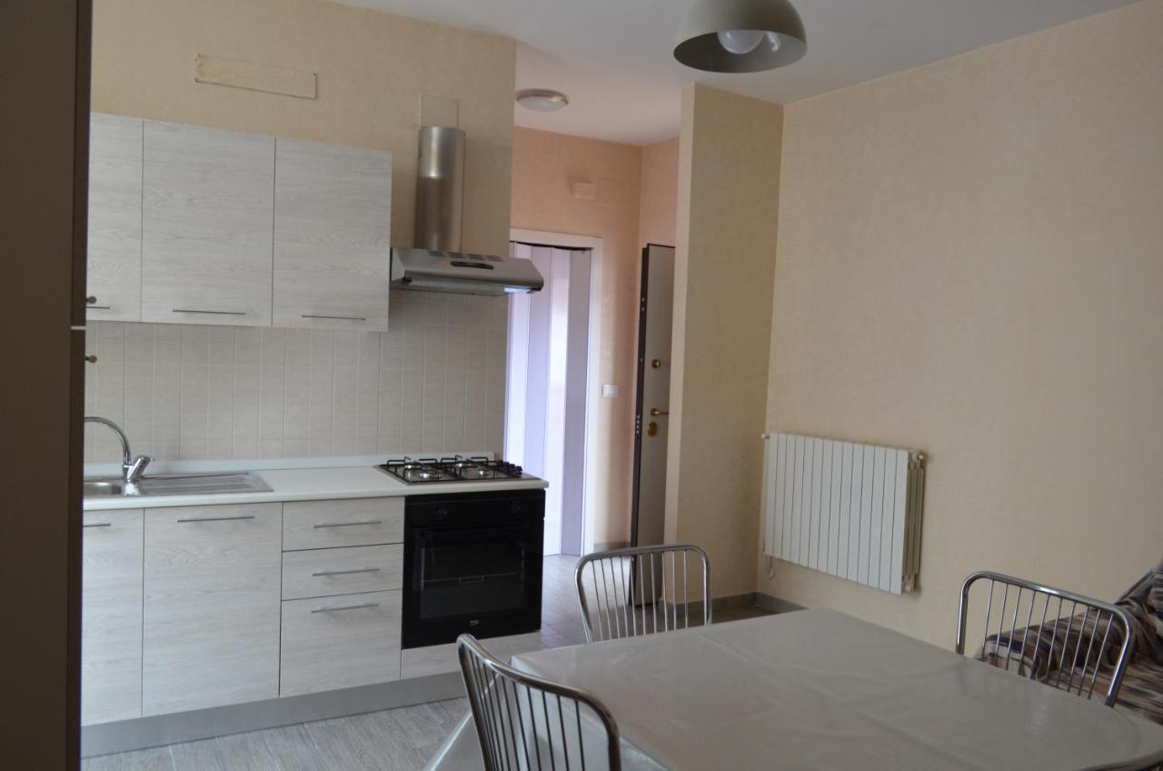 Ledueffe Casa Vacanze Бишелие Екстериор снимка