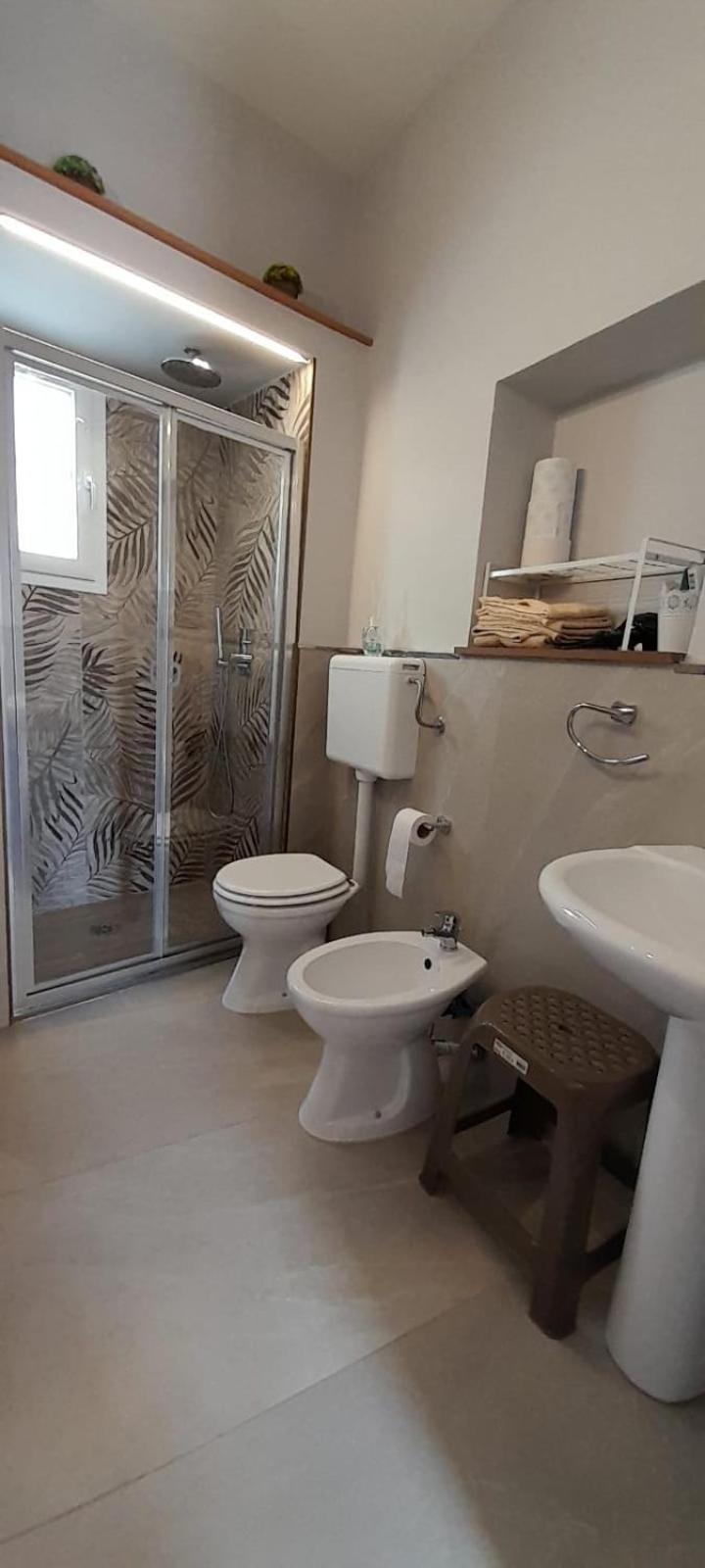 Ledueffe Casa Vacanze Бишелие Екстериор снимка