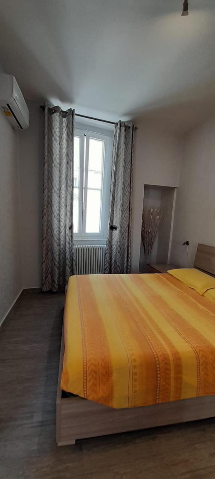 Ledueffe Casa Vacanze Бишелие Екстериор снимка